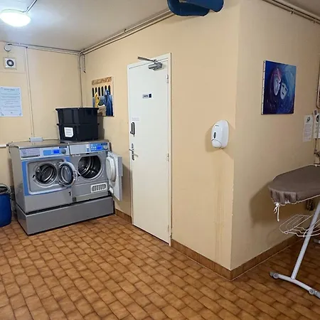 Pour 4 Avec Wi-fi Illimité, Vue Depuis La Terrasse - Fr-1-827-40 *